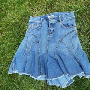Jean skirt. Size L